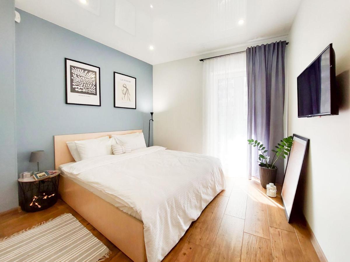 Monro Apartment Lviv Bagian luar foto