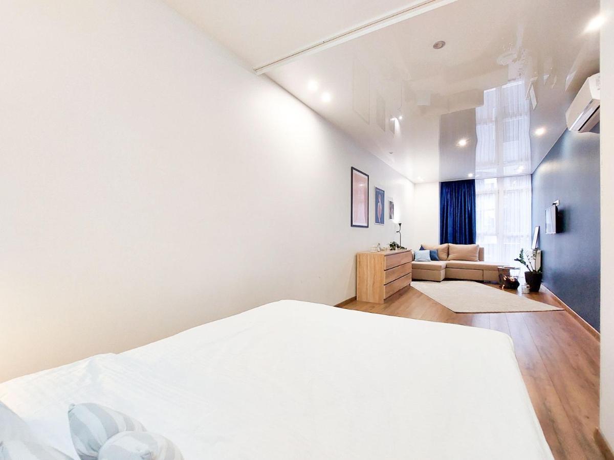 Monro Apartment Lviv Bagian luar foto