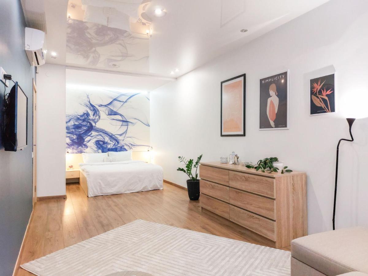 Monro Apartment Lviv Bagian luar foto